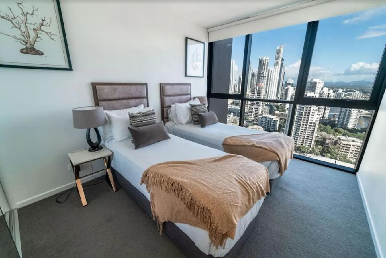 3 Bedroom Apt With High Level Ocean Views Gold Coast Australien
