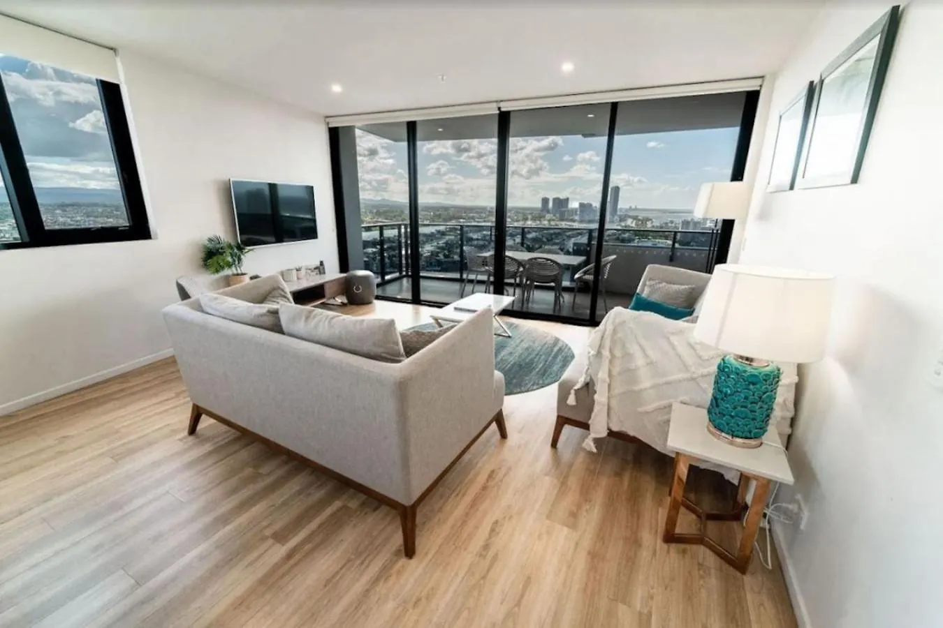 Lejlighed 3 Bedroom Apt With High Level Ocean Views Gold Coast Australien