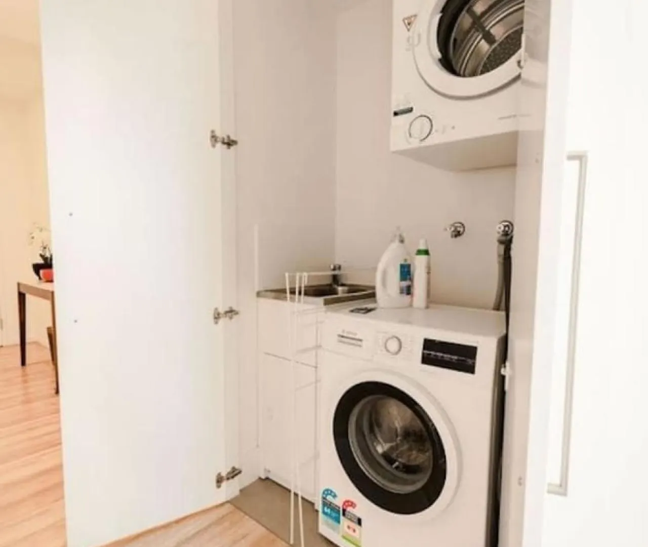 아파트 3 Bedroom Apt With High Level Ocean Views 골드코스트 오스트레일리아